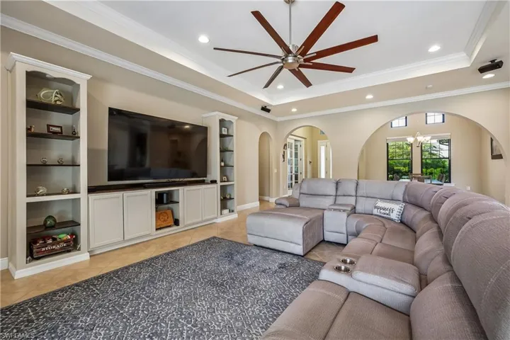 10100 Belcrest Blvd, Fort Myers, Florida 33913