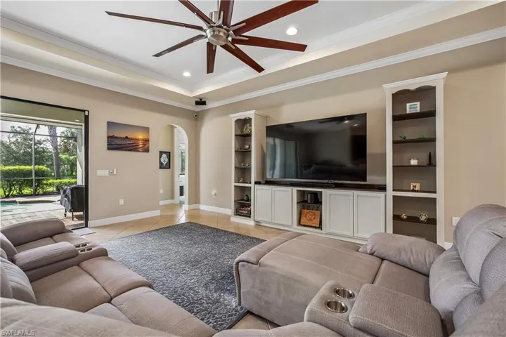 10100 Belcrest Blvd, Fort Myers, Florida 33913