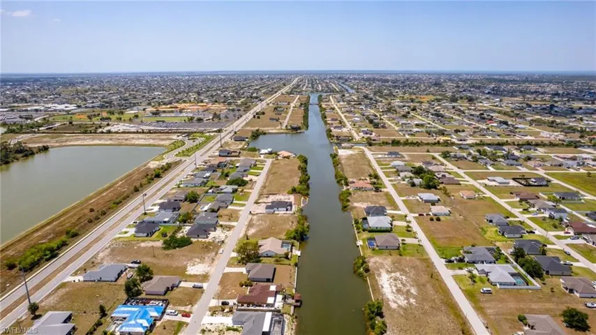 1015 Nw 8th Ter, Cape Coral Fl 33993