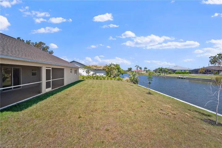 1015 Nw 8th Ter, Cape Coral Fl 33993