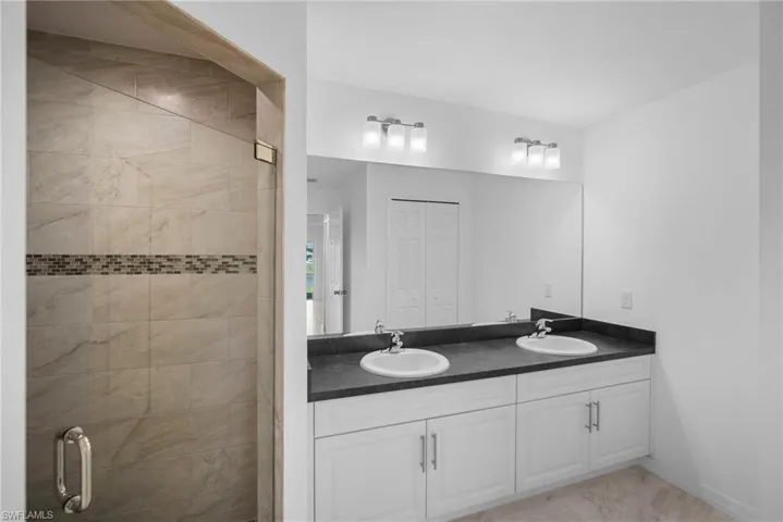 1015 Nw 8th Ter, Cape Coral Fl 33993