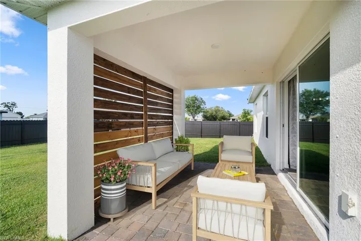 1015 Nw 8th Ter, Cape Coral Fl 33993