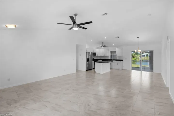 1015 Nw 8th Ter, Cape Coral Fl 33993
