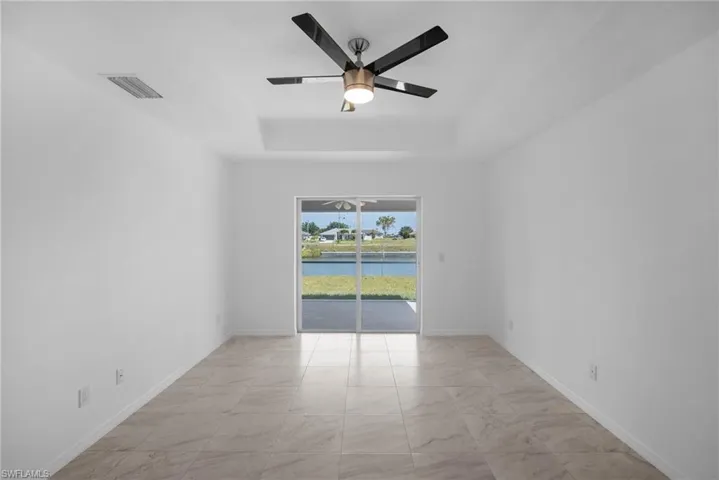 1015 Nw 8th Ter, Cape Coral Fl 33993