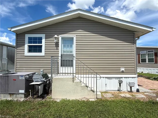 4521 Sawmill Dr E, Estero, Florida 33928