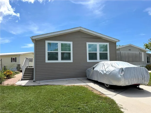 4521 Sawmill Dr E, Estero, Florida 33928