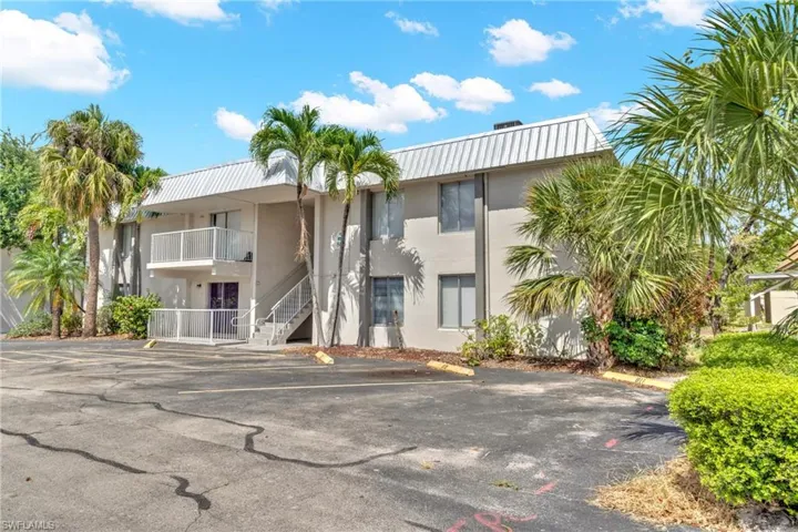 1830 Maravilla Ave 806, Fort Myers, Florida 33901