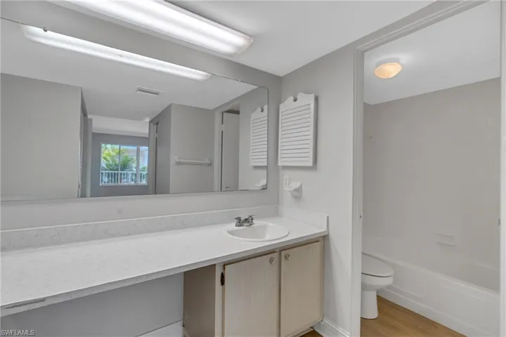 1830 Maravilla Ave 806, Fort Myers, Florida 33901