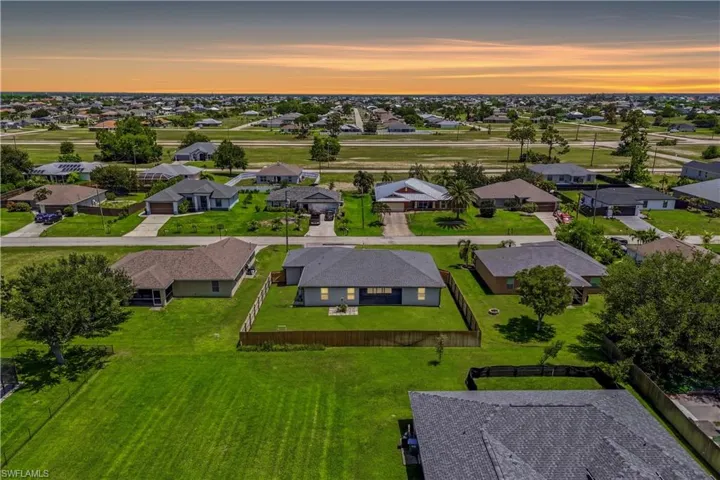 Golden sunsets and endless possibilities—experience breathtaking evening skies from your own backyard.