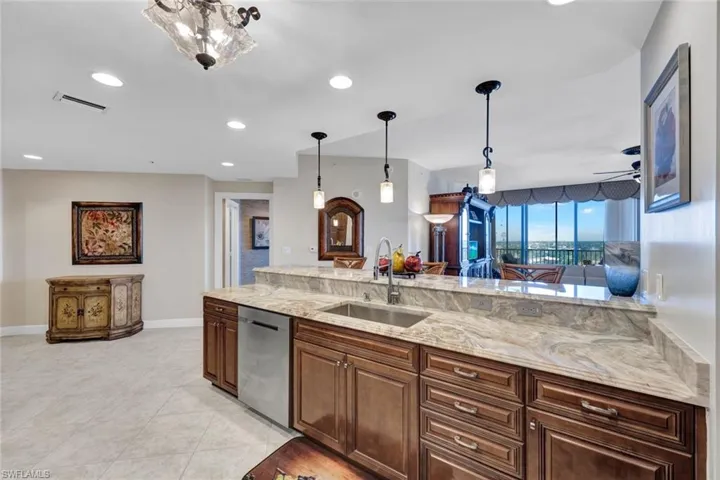 5781 Cape Harbour Dr # 1004, Cape Coral Fl 33914
