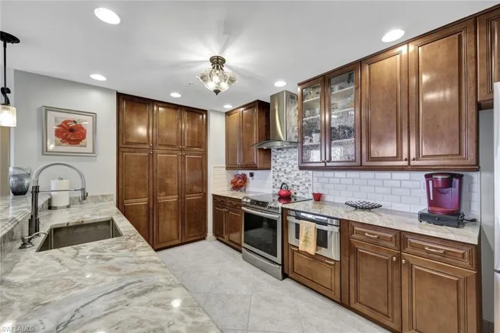 5781 Cape Harbour Dr # 1004, Cape Coral Fl 33914