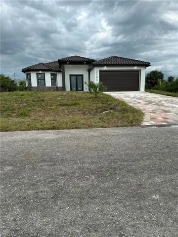 3103 13th St Sw, Lee, Florida 33976