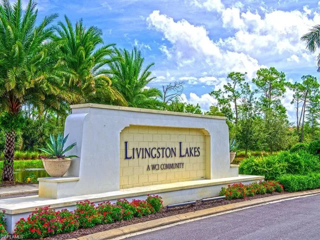 15098 Palmer Lake Cir # 205, Naples, Florida 34109