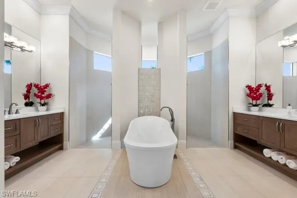14362 Charthouse Cir, Naples, Florida 34114