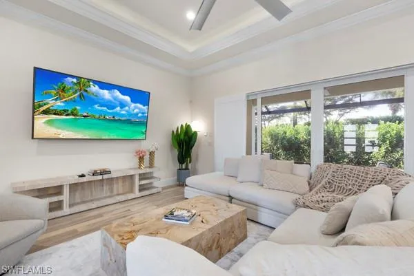 14362 Charthouse Cir, Naples, Florida 34114