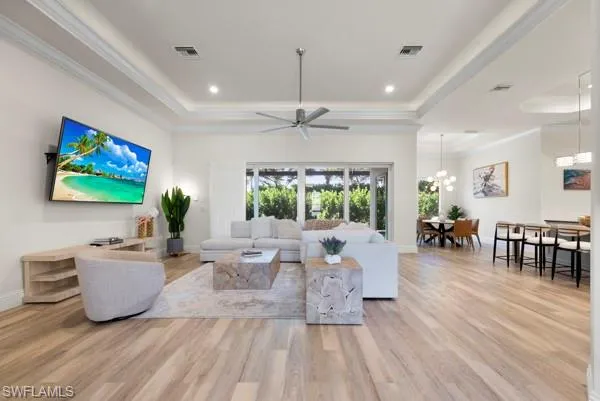 14362 Charthouse Cir, Naples, Florida 34114