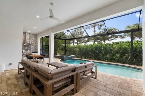 14362 Charthouse Cir, Naples, Florida 34114
