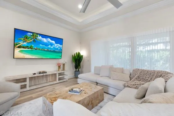 14362 Charthouse Cir, Naples, Florida 34114