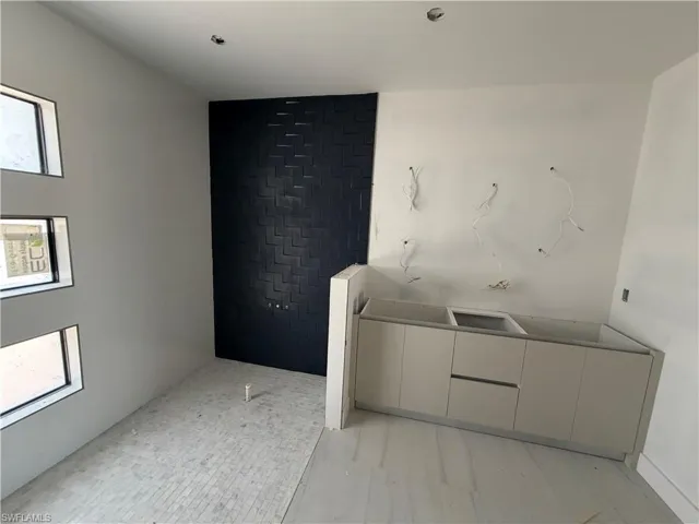 3821 NW 22nd  TER, Cape Coral, FL 33993