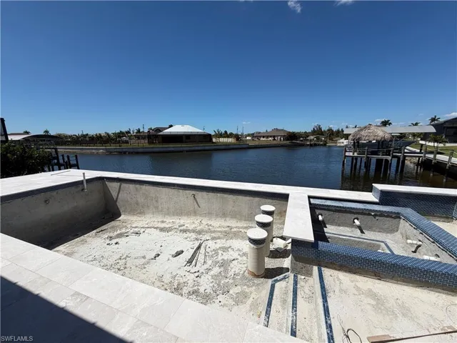 3821 NW 22nd  TER, Cape Coral, FL 33993