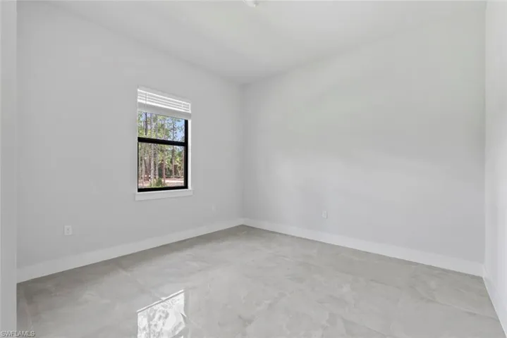 1412 22nd Ave Ne, Naples, Florida 34120