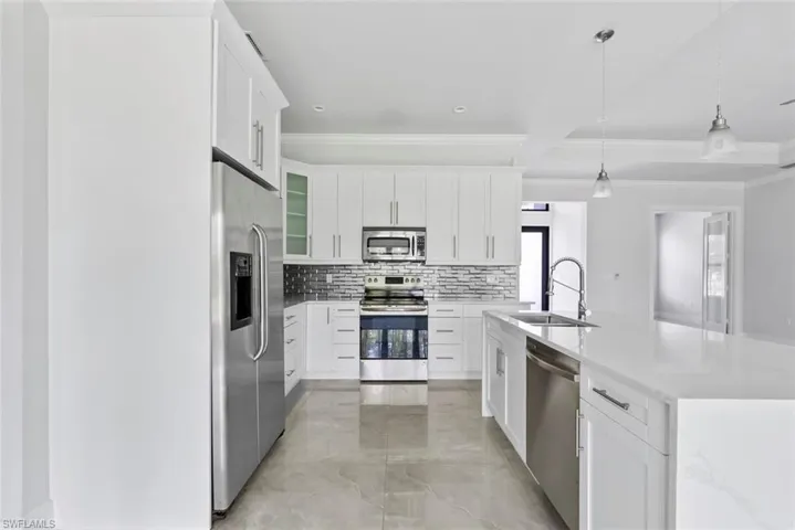 1412 22nd Ave Ne, Naples, Florida 34120