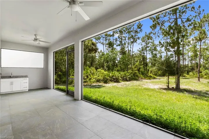1412 22nd Ave Ne, Naples, Florida 34120