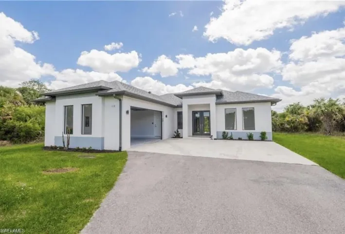 808 37th Ave Nw, Naples, Florida 34120