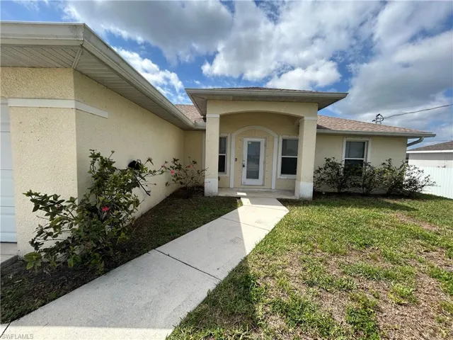 1426 Nw 12th St, Cape Coral, Florida 33993