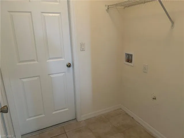 1426 Nw 12th St, Cape Coral, Florida 33993