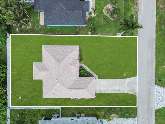 2007 Nw 21st St, Cape Coral, Florida 33993