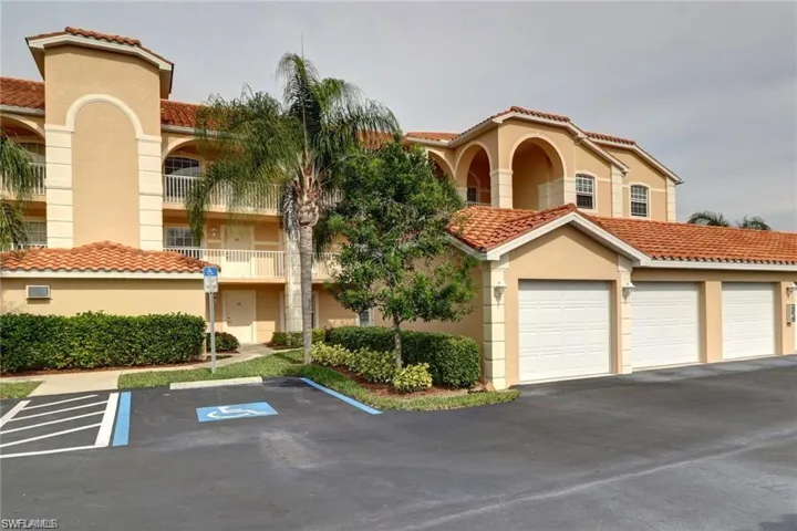 26630 Rosewood Pointe Dr 306, Bonita Springs, Florida 34135