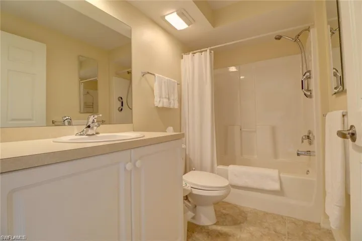 26630 Rosewood Pointe Dr 306, Bonita Springs, Florida 34135