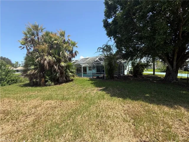 2401 Fisher Ct, Lehigh Acres, Florida 33936