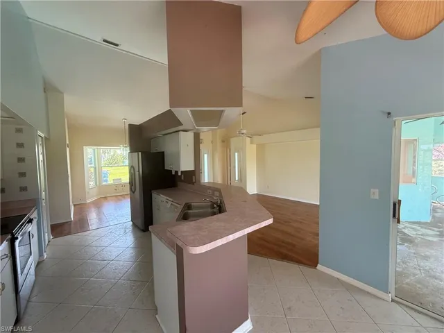 2401 Fisher Ct, Lehigh Acres, Florida 33936