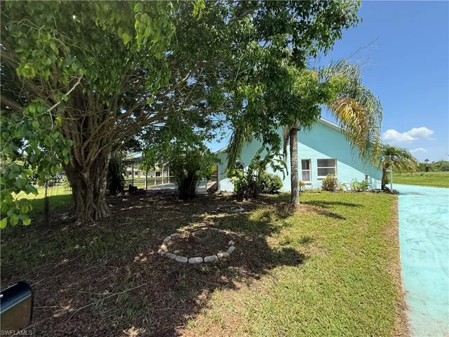 2401 Fisher Ct, Lehigh Acres, Florida 33936