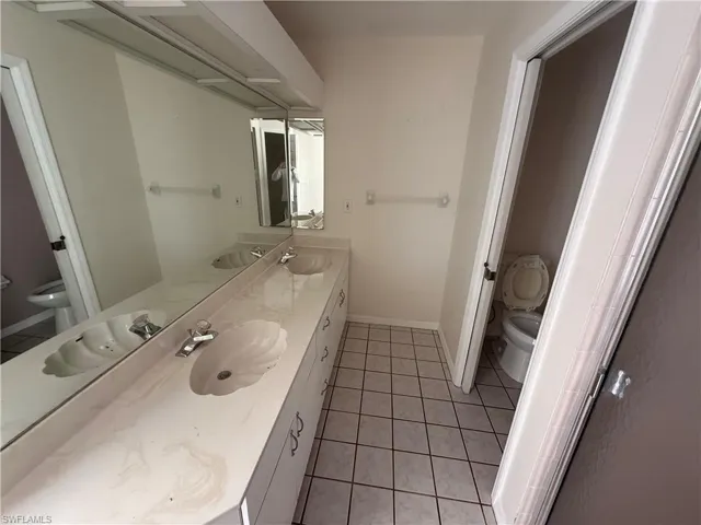 2401 Fisher Ct, Lehigh Acres, Florida 33936