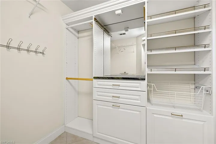 550  Captn Kate  CT, Naples, FL 34110