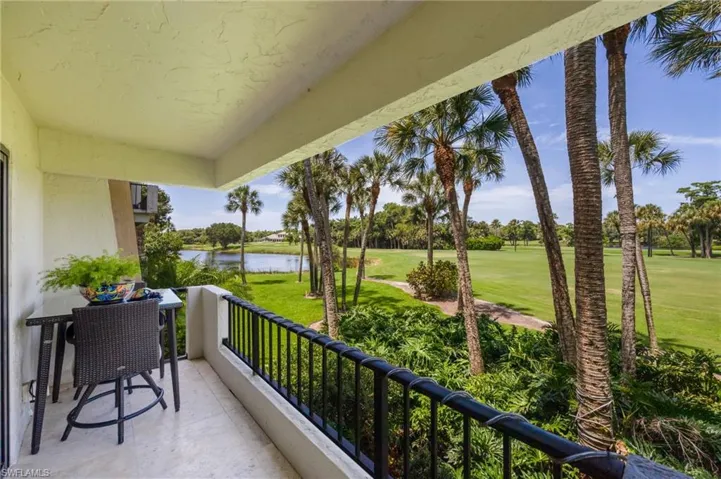 108 Wilderness Dr 233, Naples, Florida 34105