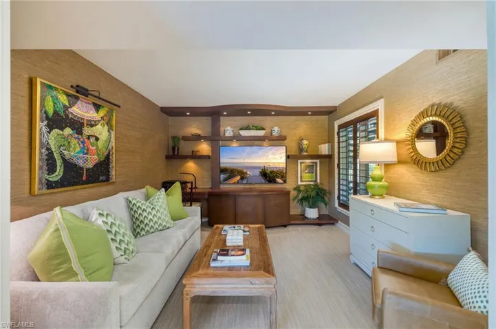 108 Wilderness Dr 233, Naples, Florida 34105