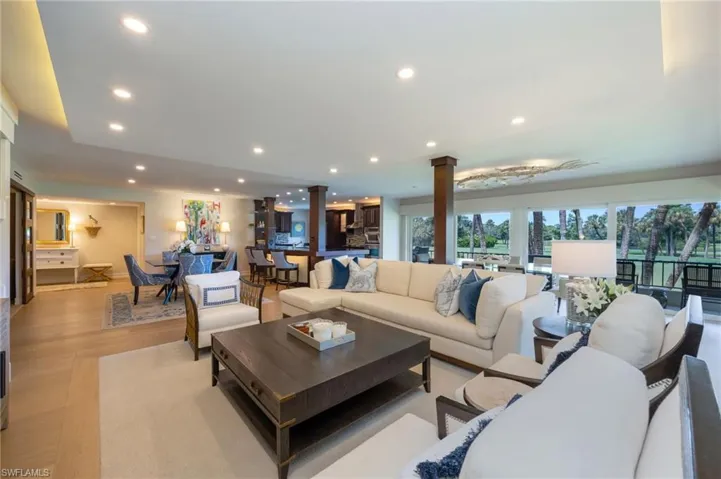 108 Wilderness Dr 233, Naples, Florida 34105