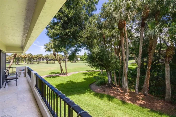 108 Wilderness Dr 233, Naples, Florida 34105