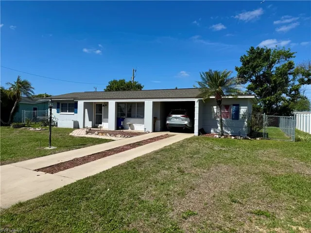 332 Dellwood Ave, Lehigh Acres, Florida 33936