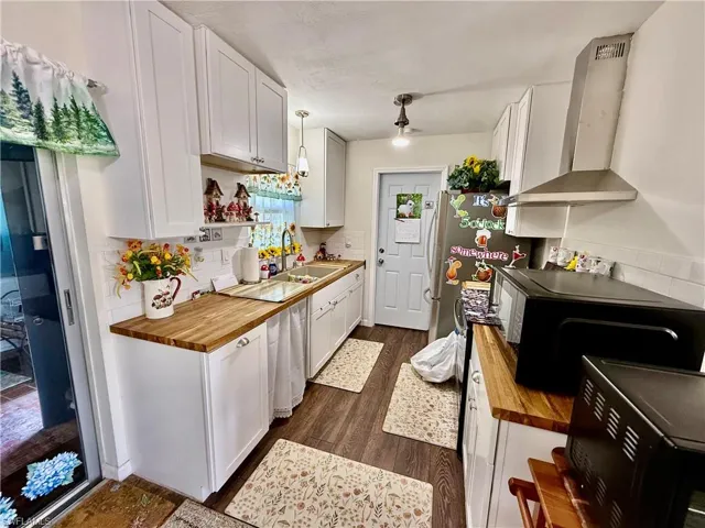 332 Dellwood Ave, Lehigh Acres, Florida 33936