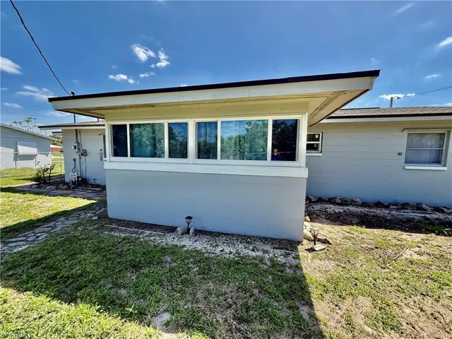 332 Dellwood Ave, Lehigh Acres, Florida 33936