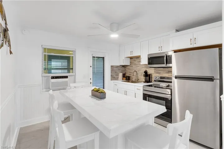 4913 Vincennes St 3, Cape Coral, Florida 33904