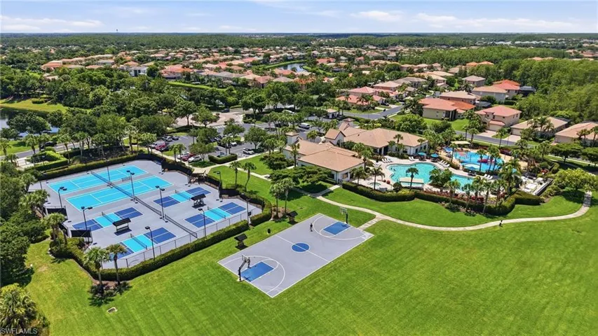 10347 Carolina Willow Dr, Fort Myers, Florida 33913