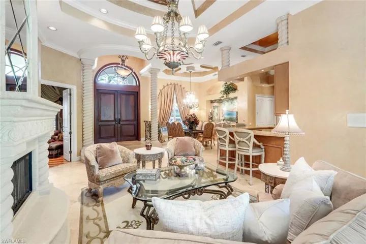 2350  Cheshire  LN, Naples, FL 34109