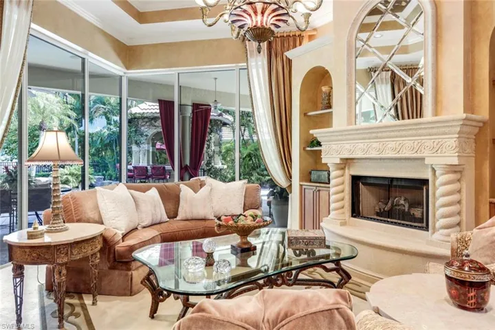 2350  Cheshire  LN, Naples, FL 34109