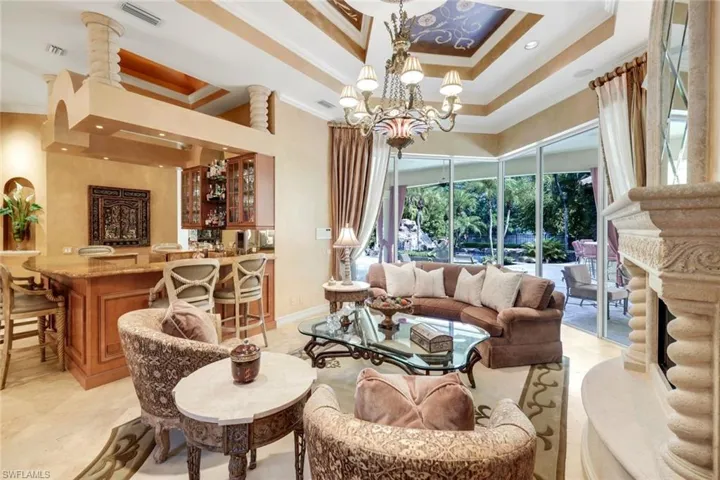 2350  Cheshire  LN, Naples, FL 34109